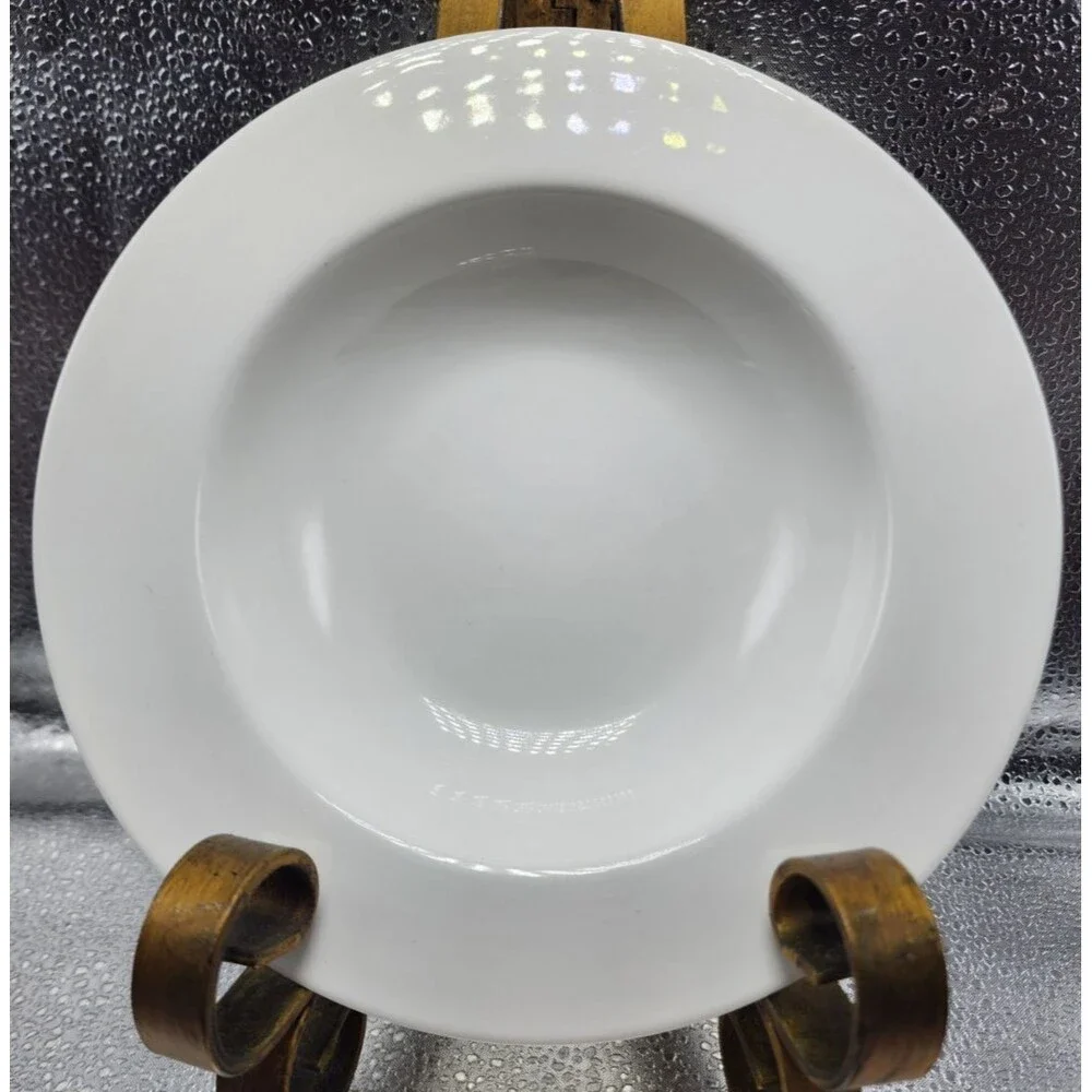 White Fine Porcelain Wilmax England Soup/Salad/Cereal Bowls Set of 4 READ!!!!!